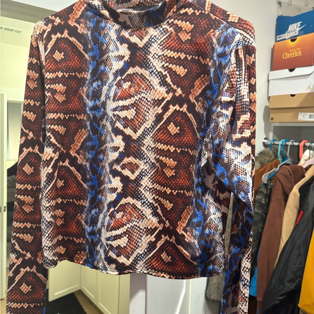 Long sleeve shirt